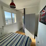 Lägenhet Chaleureux , Cosy, Bien Equipe Et Bien Place *